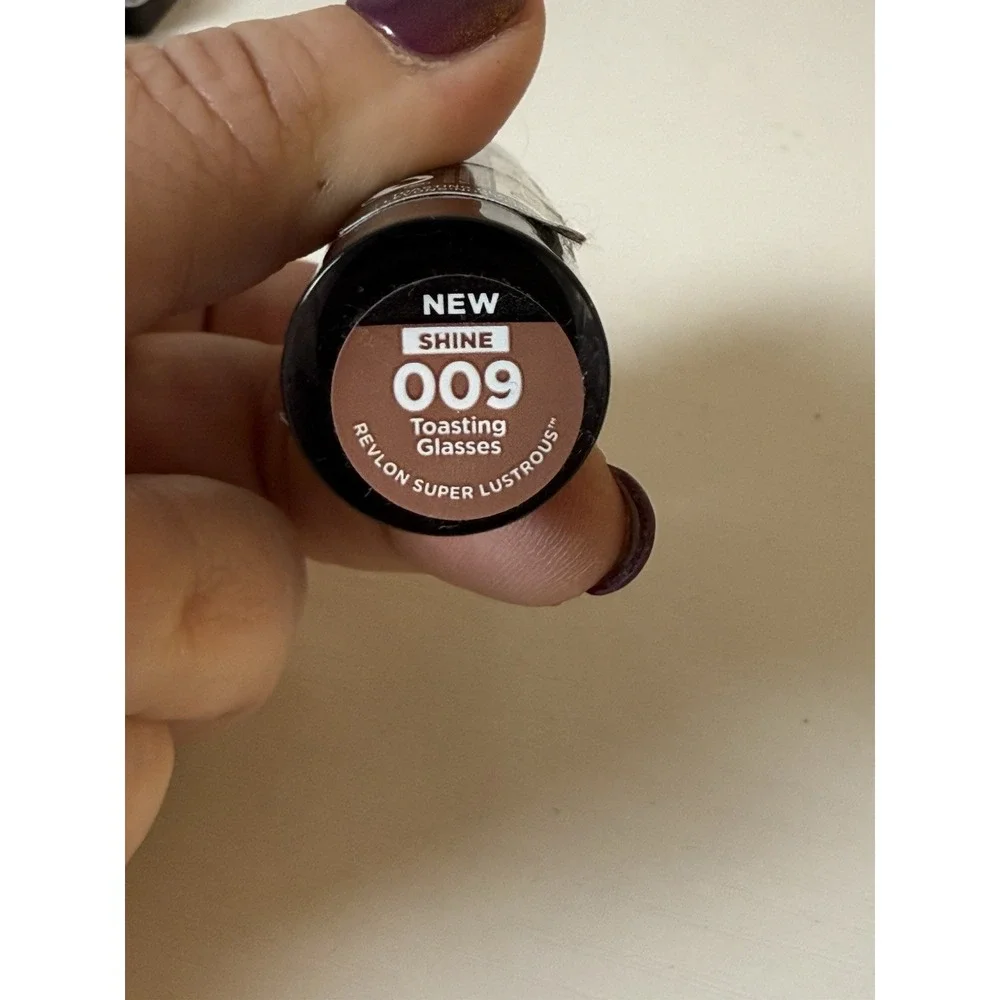 Revlon Super Lustrous Glass‎ Shine Lipstick 009 Toasting Glasses Sealed